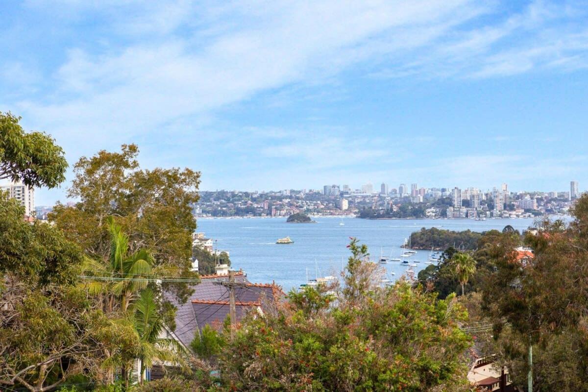 Huge Harbour View Apartment In Historic Home Sidney Exterior foto